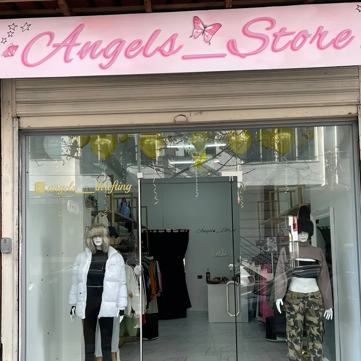 @angels_thrifting