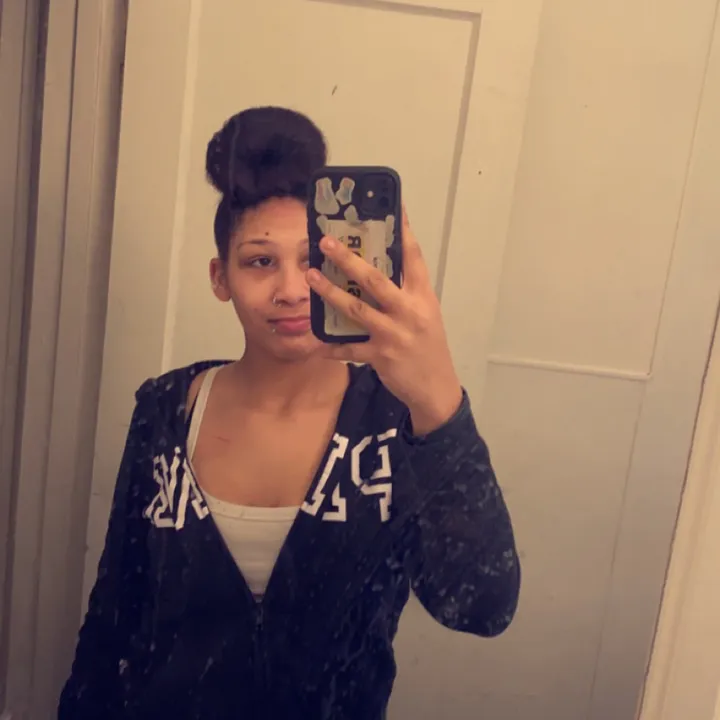 @aliciaglover28