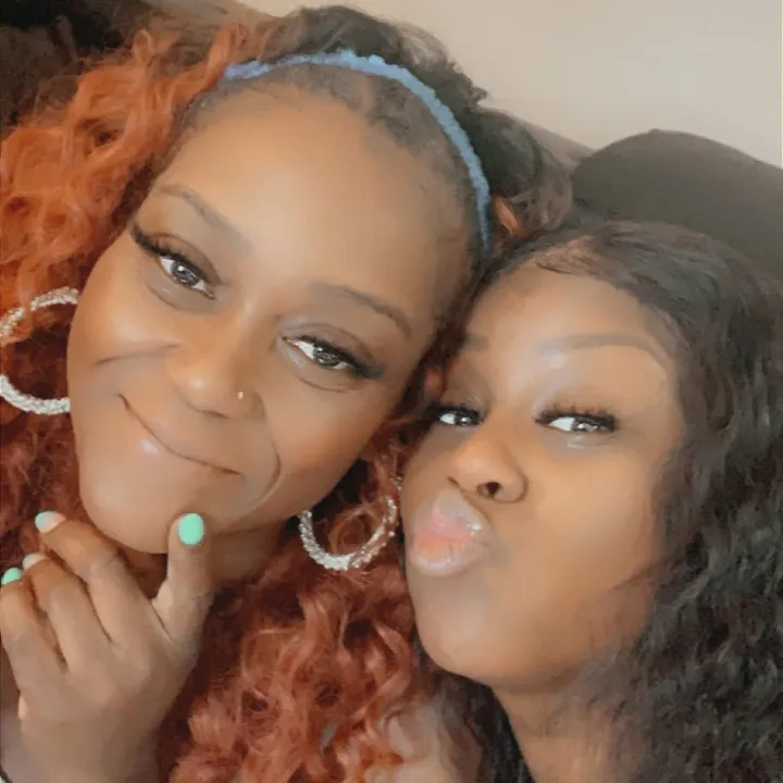 momanddaughterasmr1
