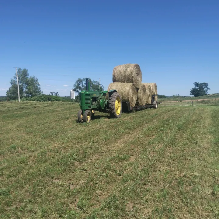@deeremolinefarmer