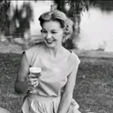 @showbiz.vintage