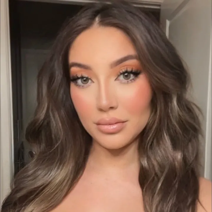 @officialashleylucero