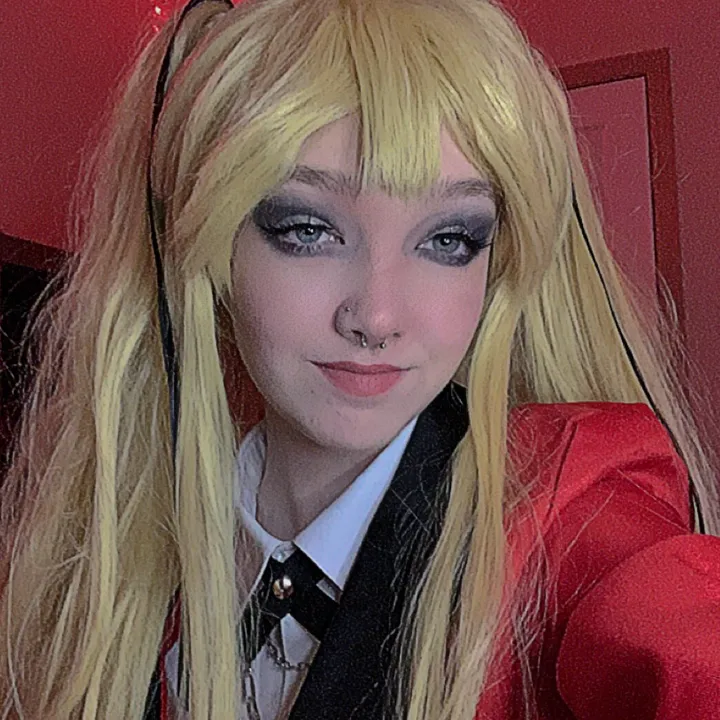 zoey.cos