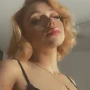 @.selena.marie