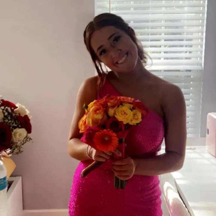 @emilycochranee