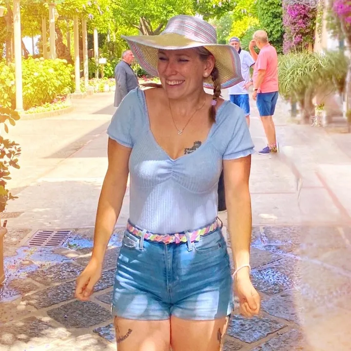 @lifewithazoey