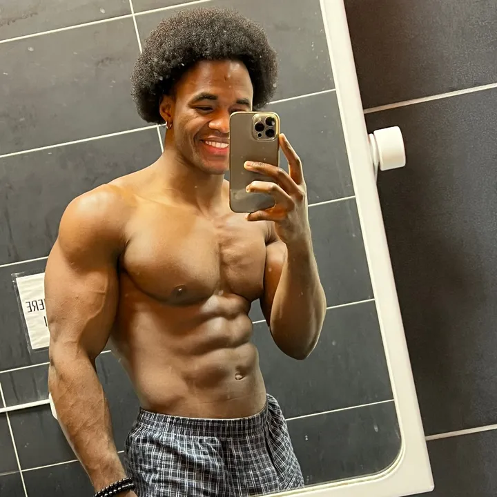 @young_pablo21