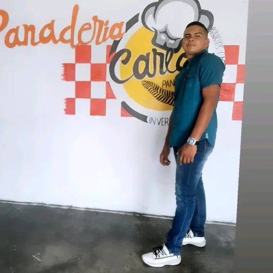 elcarlosoficiall