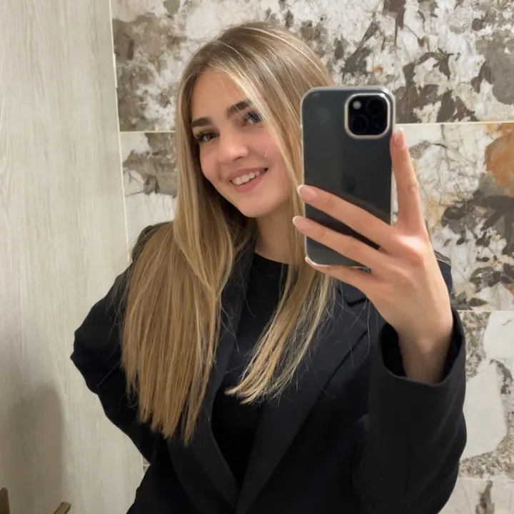 @ilarijaaa_15
