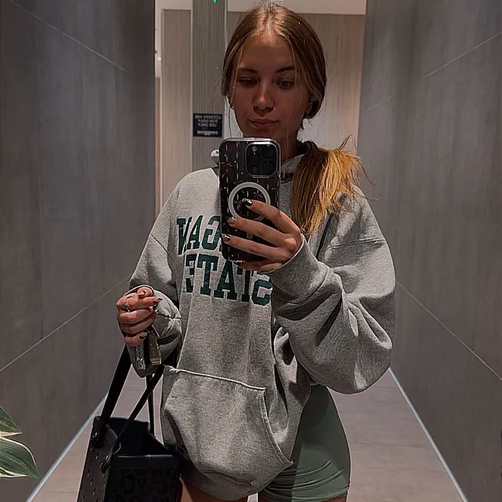 @makenzieerosee