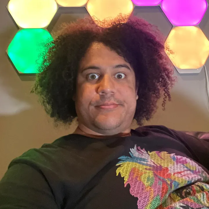 @heykennyitskenny