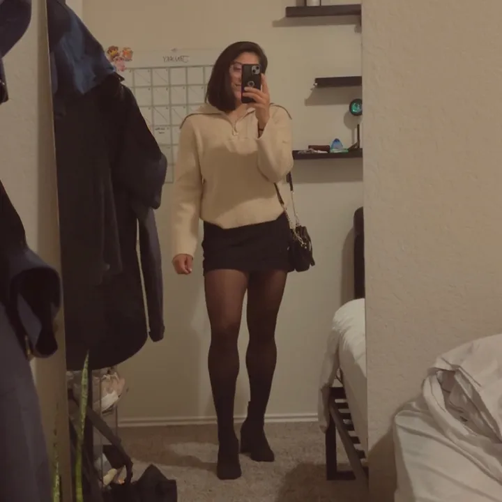 @b__av10