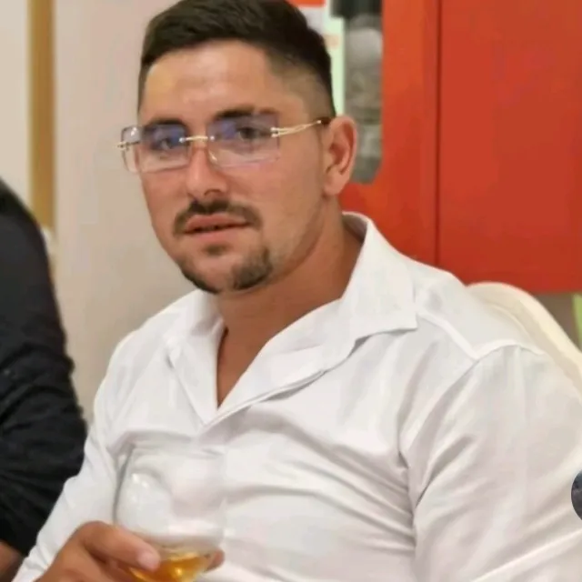 alexcarabas
