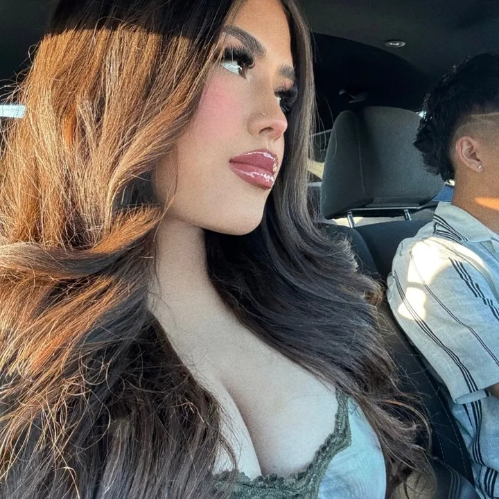 @lachina01_