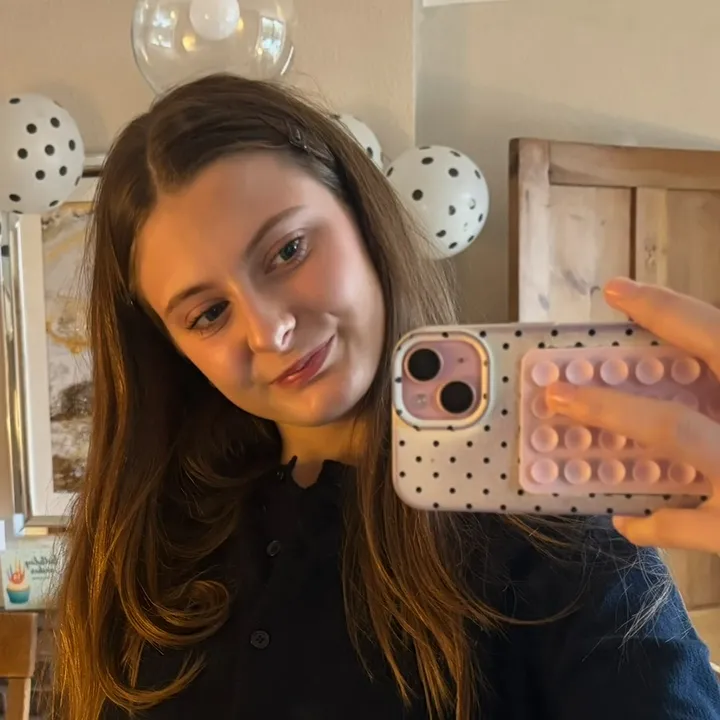 @rubys_adumbgirl21