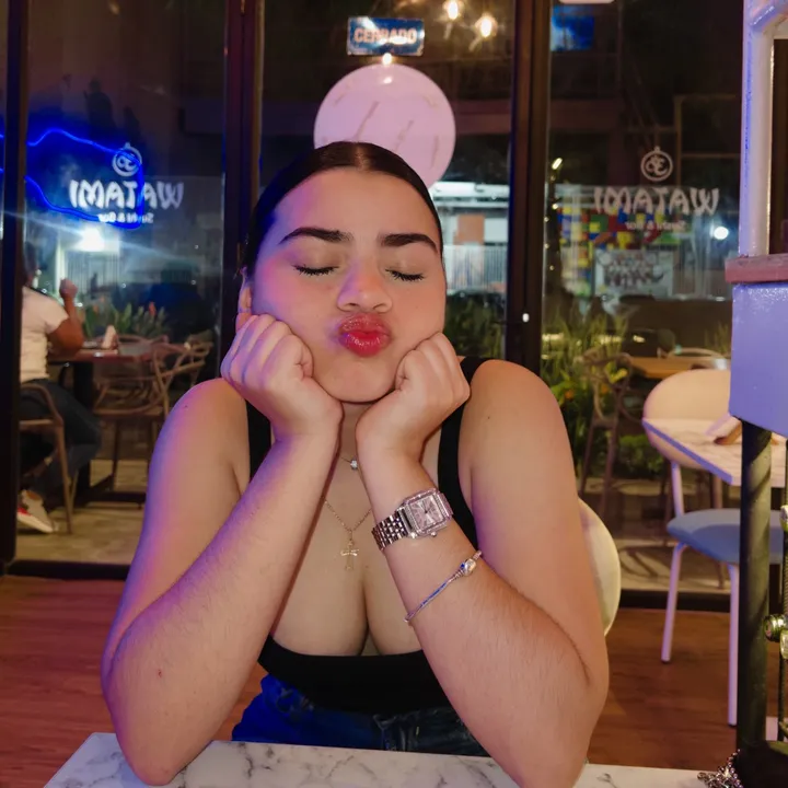 @melisaahumada