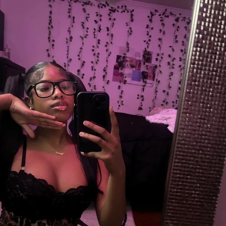 @kenndaniellee_