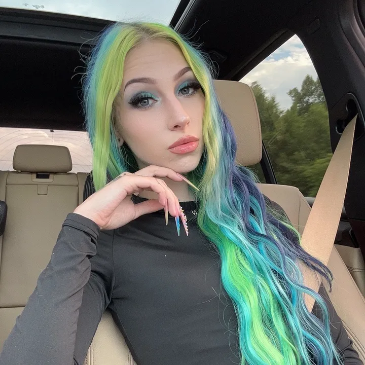 beauty_with_bri