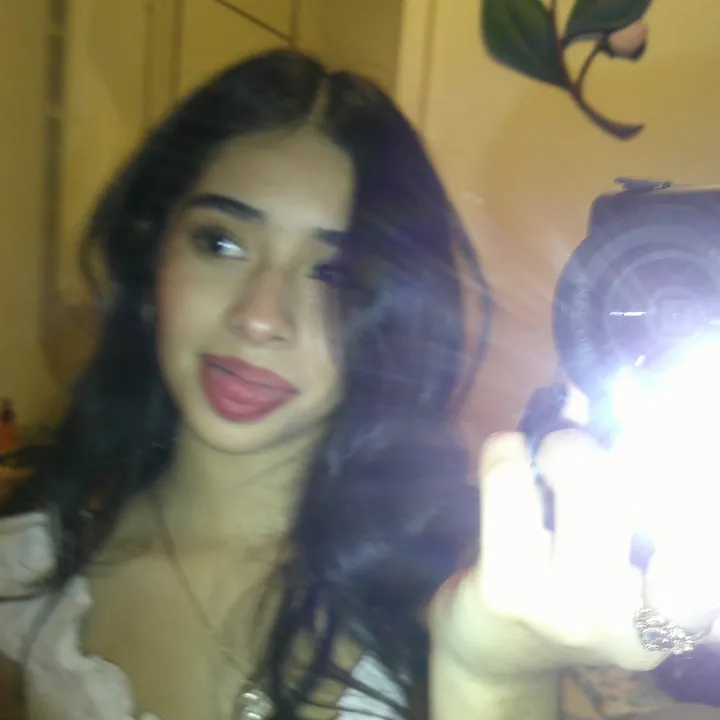 @alexaalvarezz.z