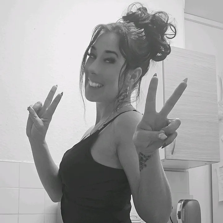 nikkinoodles01