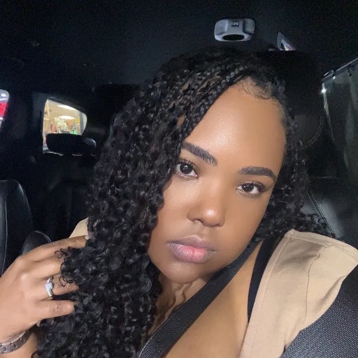 @ashlannicole_