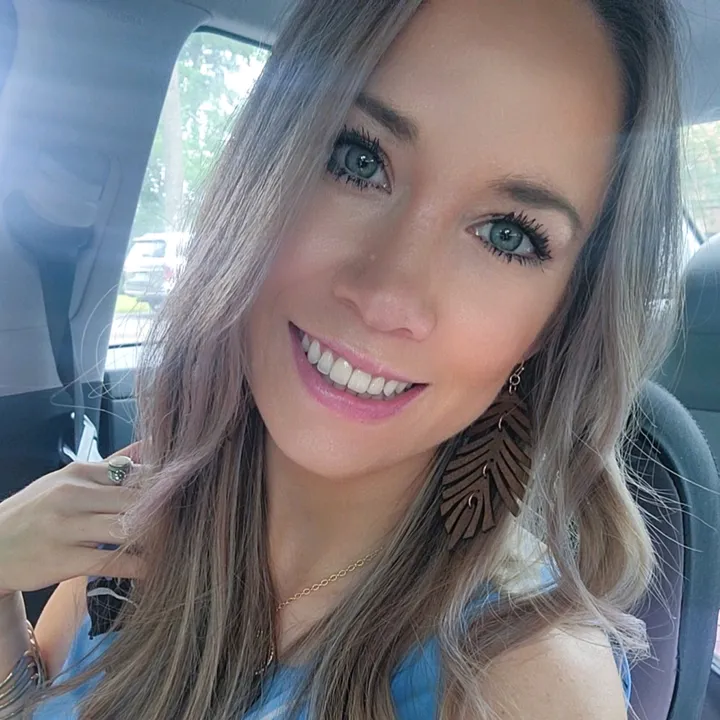 @allisonr1994