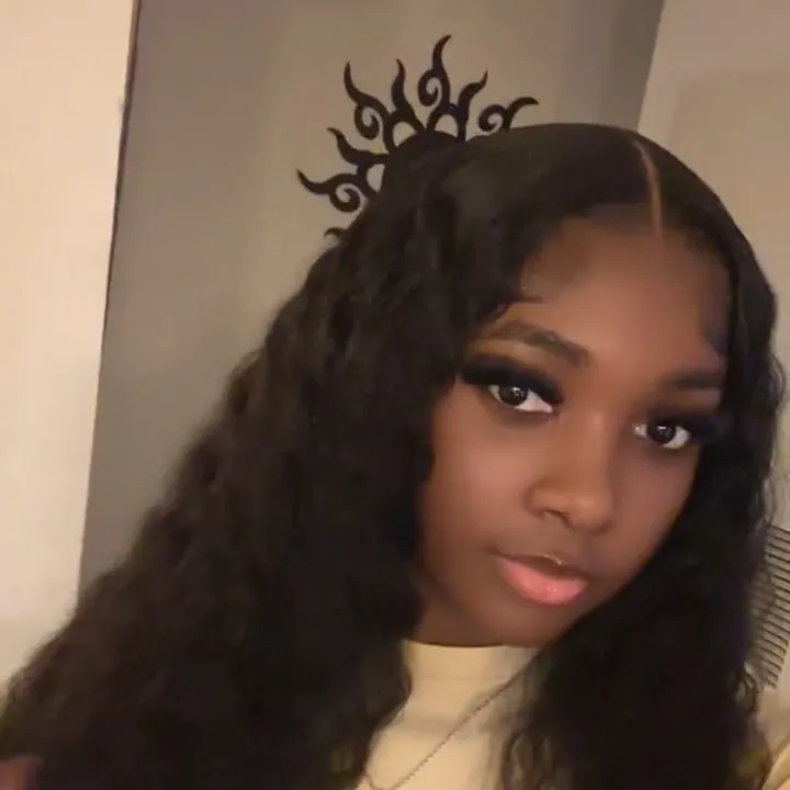 @parisnesha