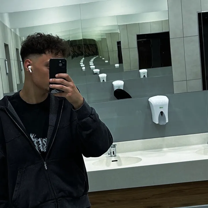 bandezz__