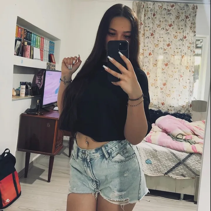 @dariaaa._16_