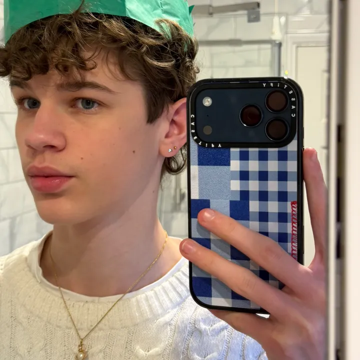 @leonlikestospam