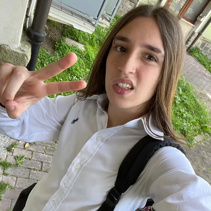 @selllthelizia