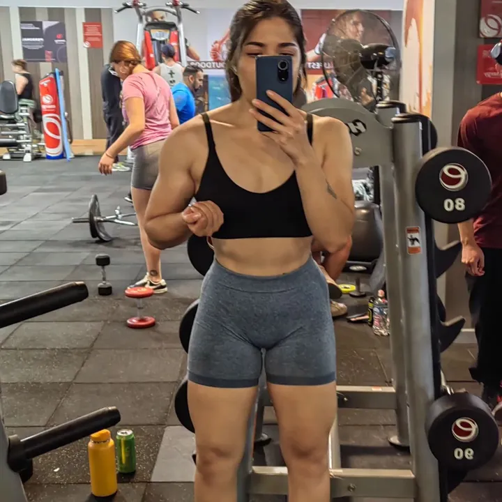 @naomixolidia