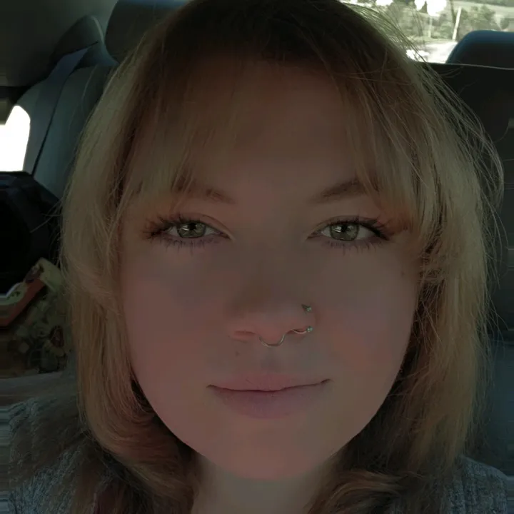 @_brownie_queen_