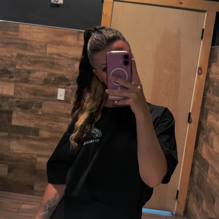 @regelizabeth_