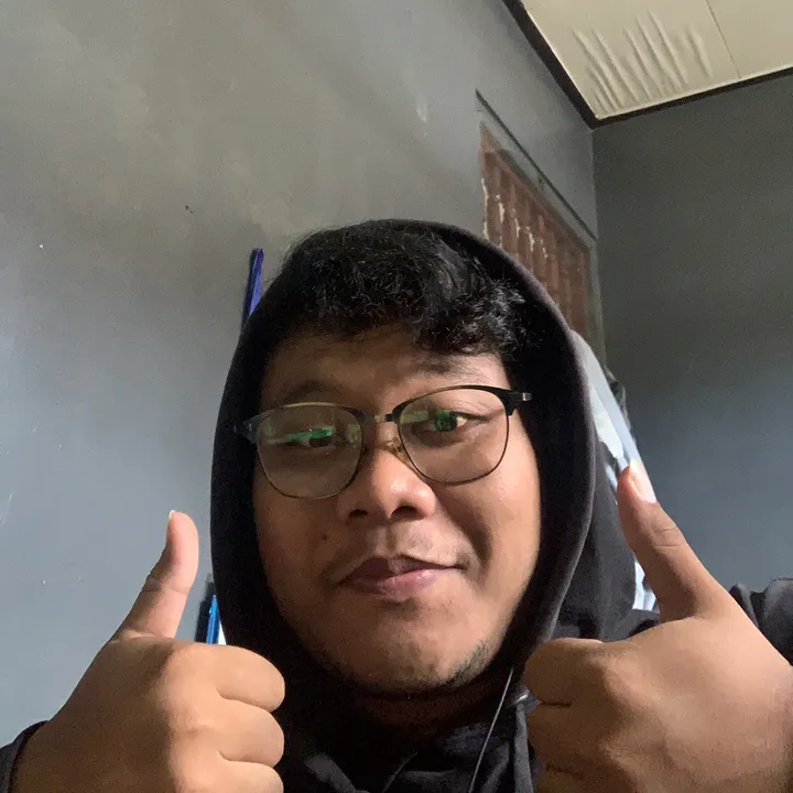 @sizhiii