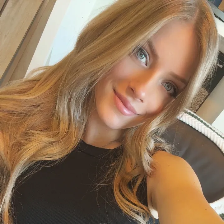 heidi_sells_iconiq