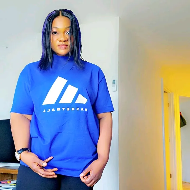 @queenesther1004