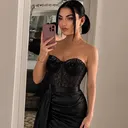 @claudia.km