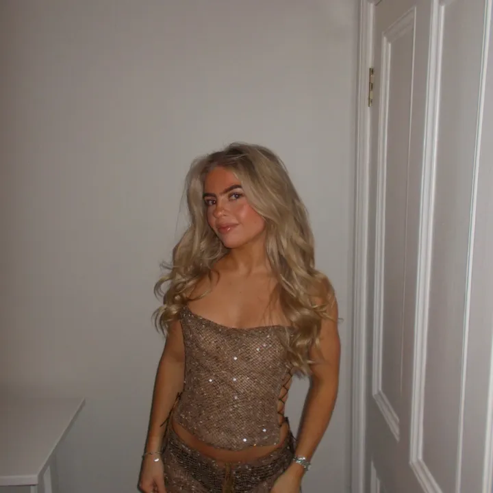 @caiitlinhedges