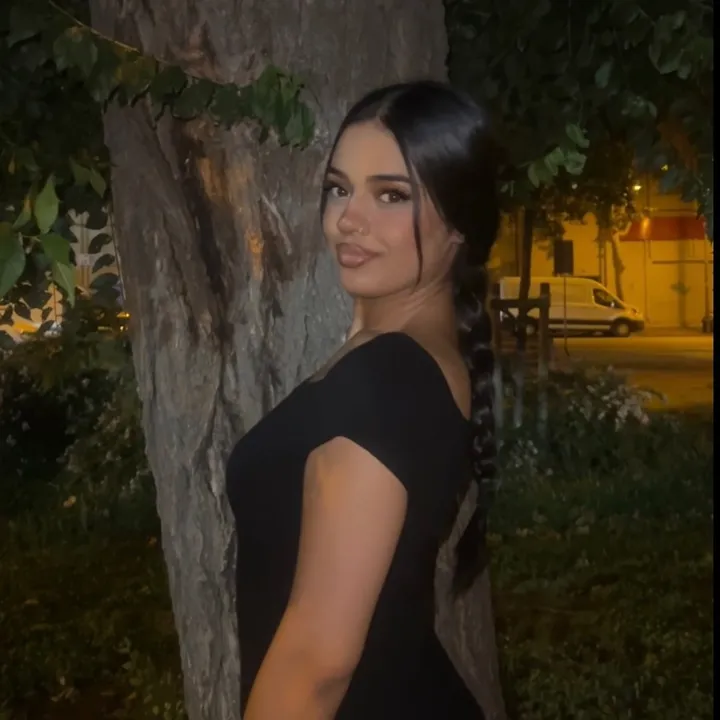 @shivanii_071