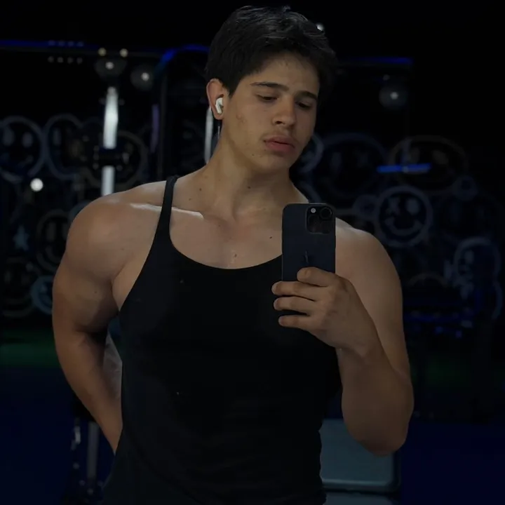 @urielontiveros