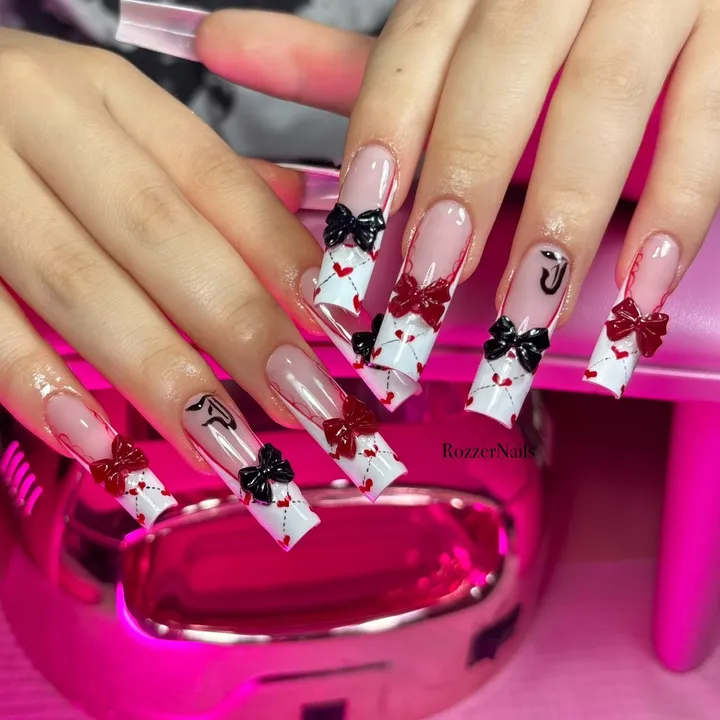 rozzer_nails