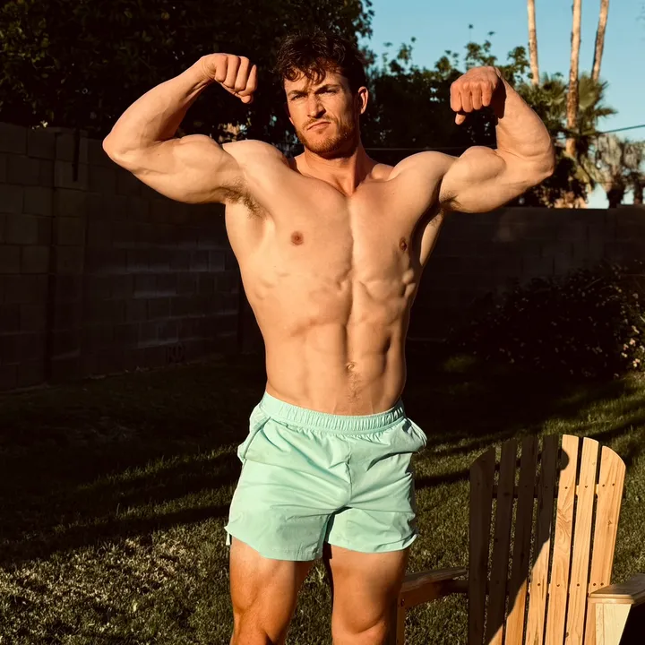 adamwolfefitness