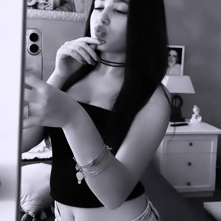 @latuamorapreferitaa
