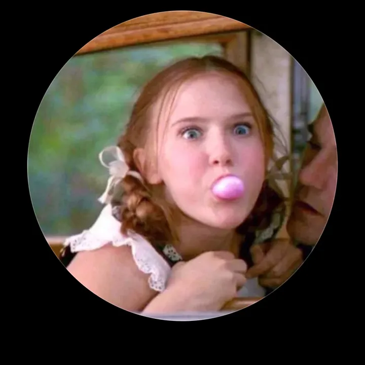 @peytonelordi