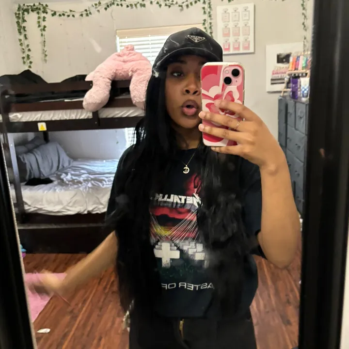 pink.ivy__