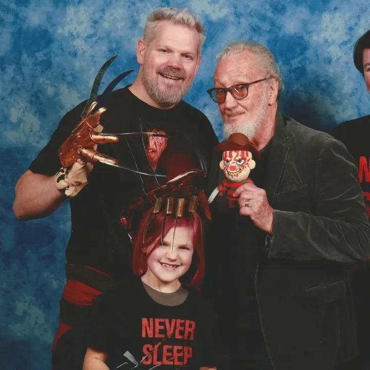 ripleyanddadscomicons