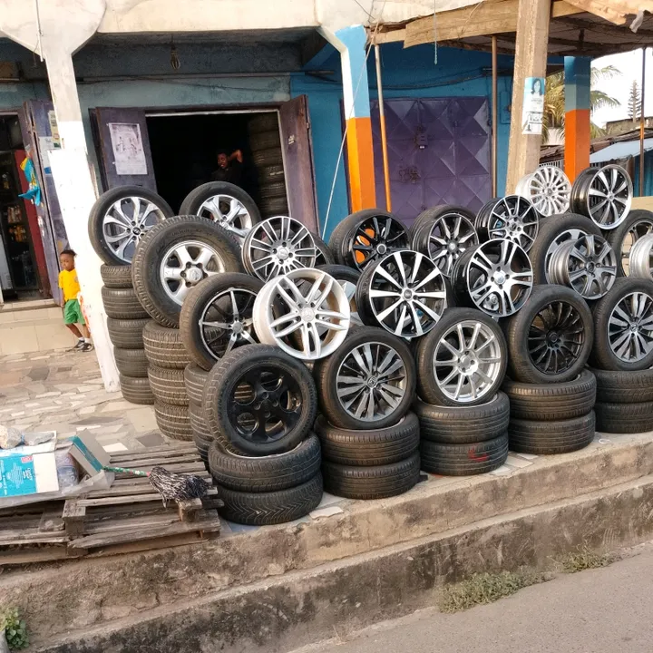 @user99617542507783