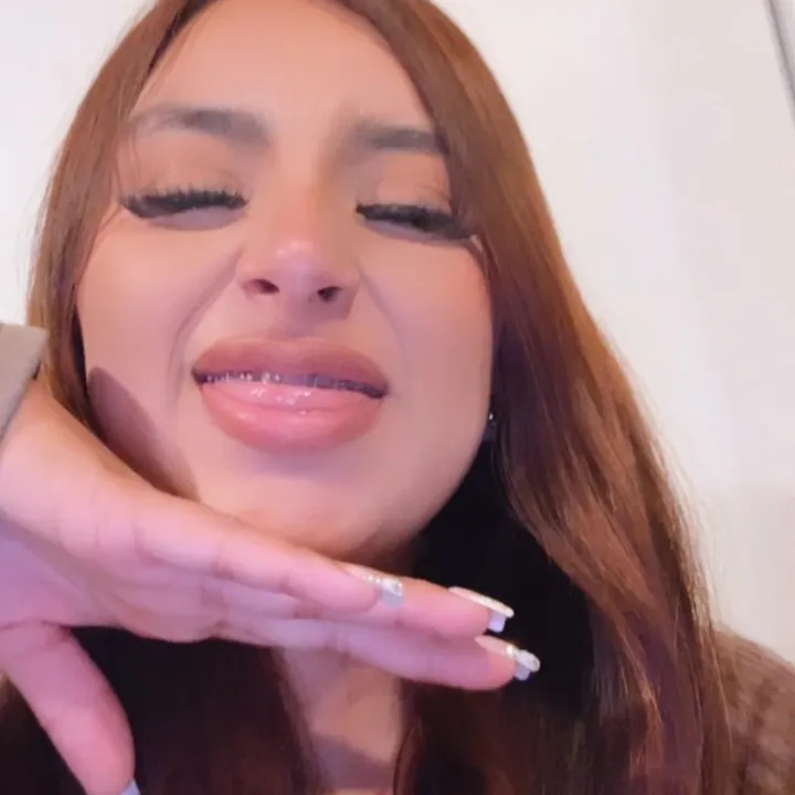 @esmeralda_vaz123