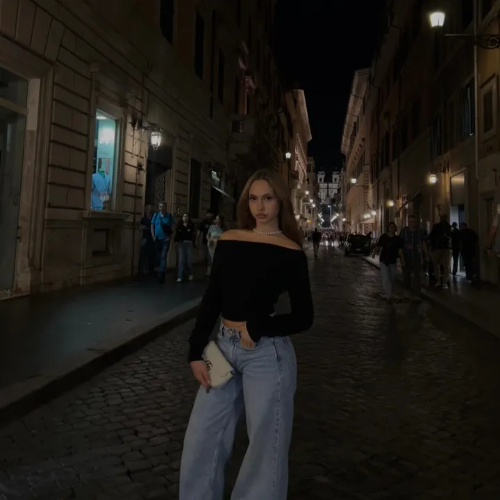 @camillaasartiii